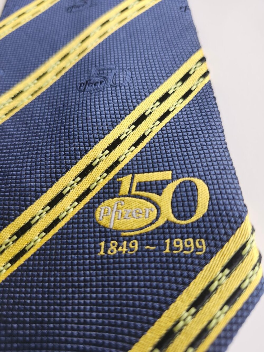 Vintage Pfizer 150 Commemorative Deep Navy Blue + Gold Tie 1849 - 1999